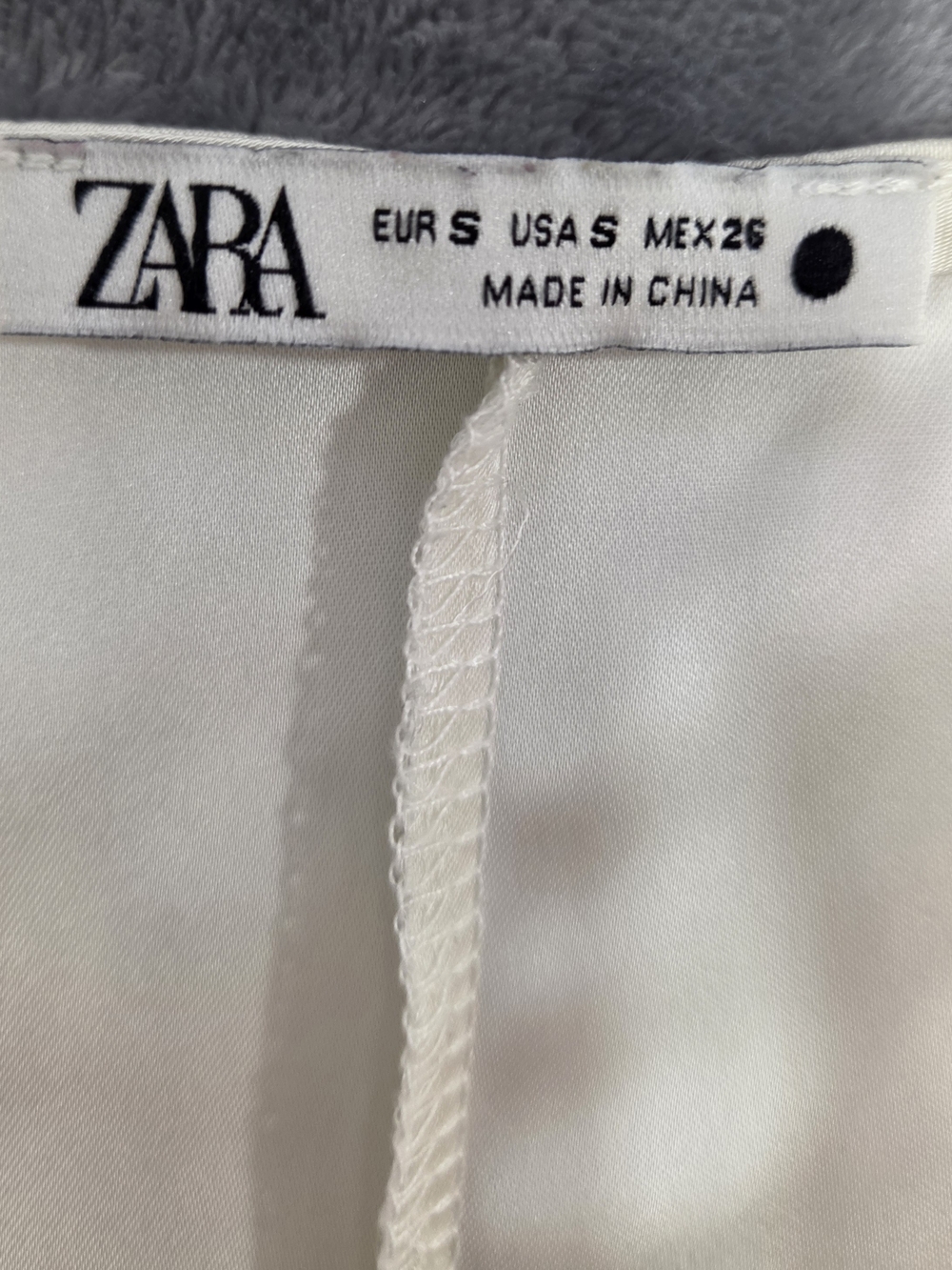 ZARA Men’s White Pants - Classic Slim Fit